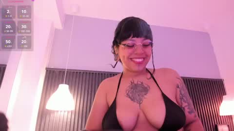 countesslayla online show from May 2, 12:33 pm
