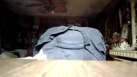 Snapshot of countryboy42225238 chatting on December 2, 10:24 am countryboy42225238 online show from December 2, 10:24 am