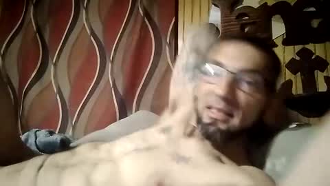 Snapshot of countryboy42225238 chatting on December 4, 7:55 am countryboy42225238 online show from December 4, 7:55 am