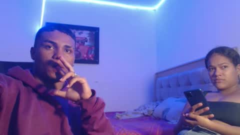 couple_hot024012 online show from September 21, 6:28 am