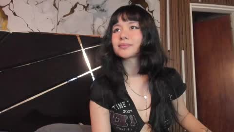 couple_in_heat_ online show from April 16, 8:53 pm