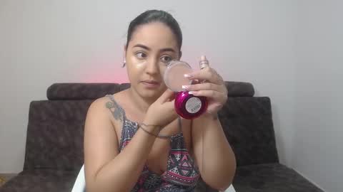 Snapshot of couple_sexandlove chatting on February 20, 11:53 am ALEJANDRO Y EMILY online show from February 20, 11:53 am