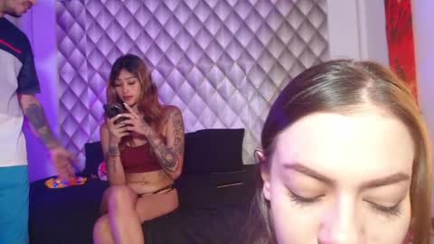 Couplelatin online show from April 5, 6:54 am