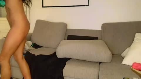 Sandra and Tom online show from February 22, 11:46 pm