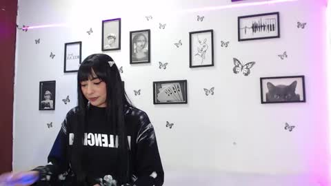 Snapshot of coupsextop chatting on February 24, 7:55 am Juli and Liam online show from February 24, 7:55 am