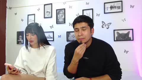 Snapshot of coupsextop chatting on February 28, 5:04 am Juli and Liam online show from February 28, 5:04 am