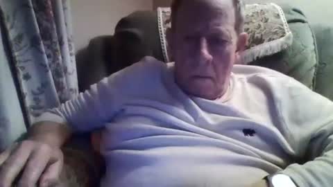 Snapshot of courieral1 chatting on February 3, 10:54 pm courieral1 online show from February 3, 10:54 pm