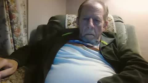 Snapshot of courieral1 chatting on September 18, 11:31 pm courieral1 online show from September 18, 11:31 pm
