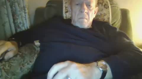 courieral1 online show from September 22, 9:19 pm