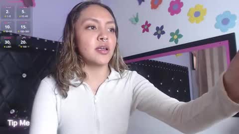 Snapshot of courrtneyy chatting on September 18, 8:46 pm courrtneyy online show from September 18, 8:46 pm
