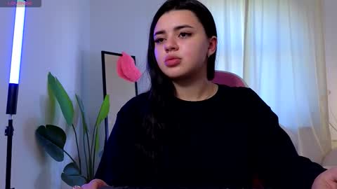 Courtney online show from September 21, 1:37 pm