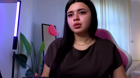 Courtney online show from October 2, 1:43 pm