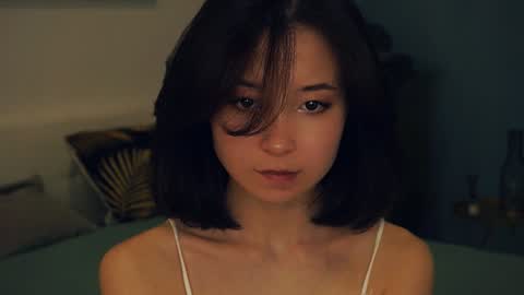 Yui online show from February 7, 11:45 am