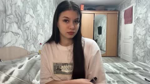 Milena or just MI online show from December 4, 8:47 am