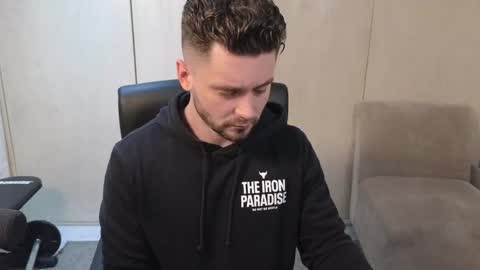 cbl online show from January 13, 9:00 pm