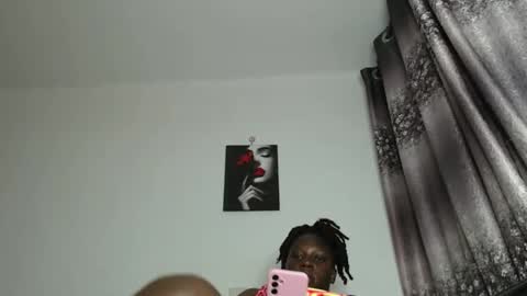 Erykah online show from February 6, 7:27 pm