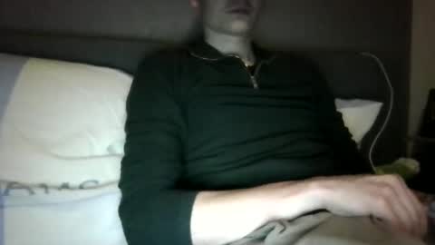 KellyFemboy online show from February 22, 5:37 pm