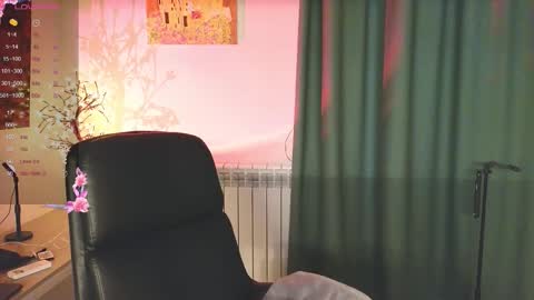 lucy online show from November 9, 11:35 am