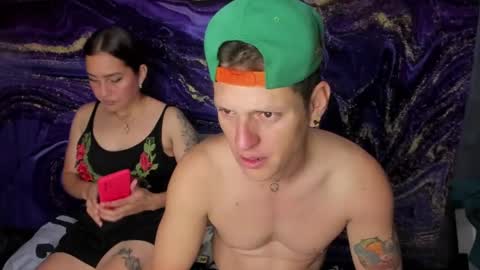 crazy_acouple_donpillo online show from November 1, 1:17 am