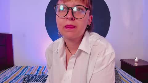 Snapshot of crazy_cakes_ chatting on March 10, 4:35 pm Lexie Rose online show from March 10, 4:35 pm