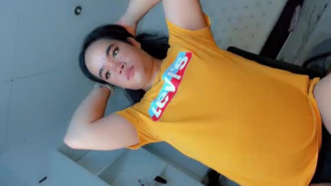 Hot Ayisha online show from January 10, 7:25 am