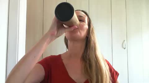 Snapshot of crazyanny chatting on February 28, 10:30 am Anny online show from February 28, 10:30 am