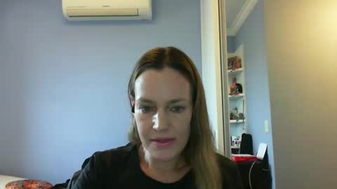 Snapshot of crazyanny chatting on September 18, 11:03 am Anny online show from September 18, 11:03 am