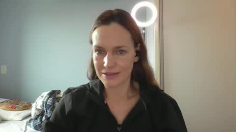 Anny online show from December 18, 11:05 am