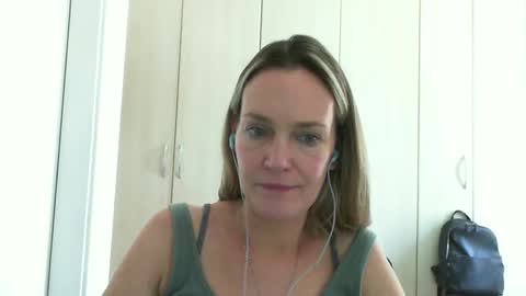 Snapshot of crazyanny chatting on February 25, 3:09 pm Anny online show from February 25, 3:09 pm