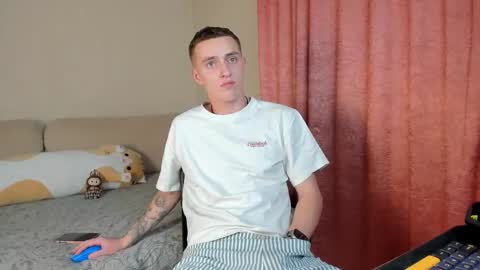 Alex online show from October 31, 7:47 pm