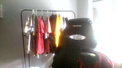 crazyboy44412345 online show from July 13, 2:09 pm