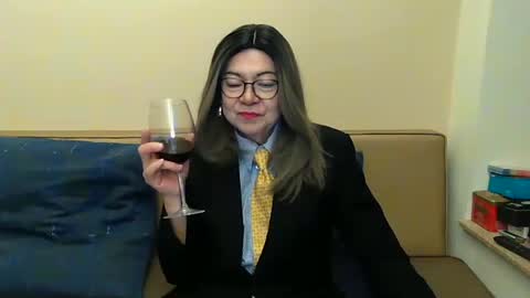 Kelly   online show from March 13, 5:38 pm