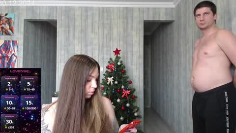 Snapshot of crazycouple1993 chatting on December 30, 10:53 am Kerry Ronny. More customized contentFREE following online show from December 30, 10:53 am