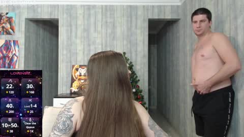 Snapshot of crazycouple1993 chatting on December 18, 11:45 am Kerry Ronny. More customized contentFREE following online show from December 18, 11:45 am