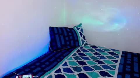 Mely online show from November 26, 4:21 am