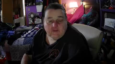 crazygirl802 online show from April 18, 7:58 pm