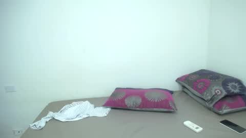 Snapshot of crazyonme chatting on September 14, 9:11 am diosalinda online show from September 14, 9:11 am