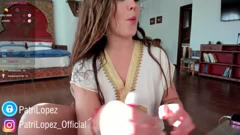 Patricia Lpez online show from December 9, 4:05 pm