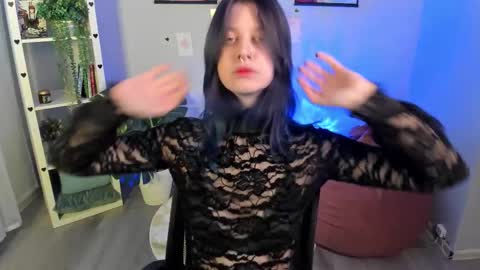 Alice online show from February 25, 2:53 pm