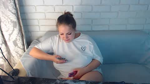 Snapshot of crazyy_girl_ chatting on December 15, 3:09 pm Crazyy Girl online show from December 15, 3:09 pm