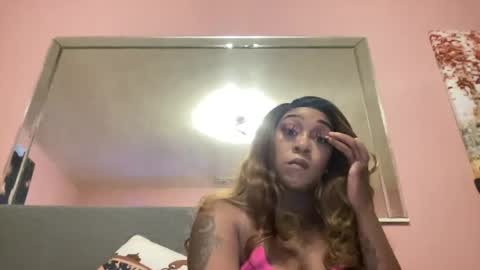 Snapshot of creame_sensation chatting on February 15, 6:12 am PHANTOMTARGARYENXXX online show from February 15, 6:12 am