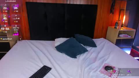 Snapshot of creamy_angelo chatting on September 14, 4:37 am creamy_angelo online show from September 14, 4:37 am