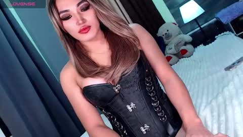 Celine online show from November 8, 10:40 am