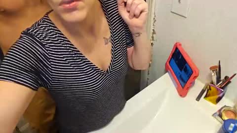 Snapshot of creamymilf11 chatting on September 14, 3:31 am creamymilf11 online show from September 14, 3:31 am
