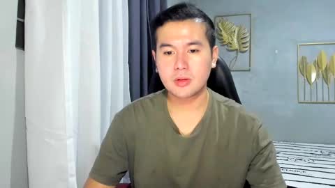 BareCreamyCum online show from February 12, 11:29 am