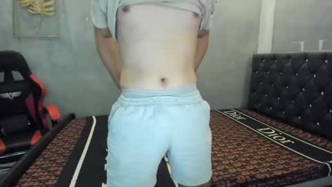 BareCreamyCum online show from December 12, 10:24 am