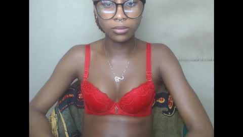 creamyxmuffin online show from September 9, 1:33 pm