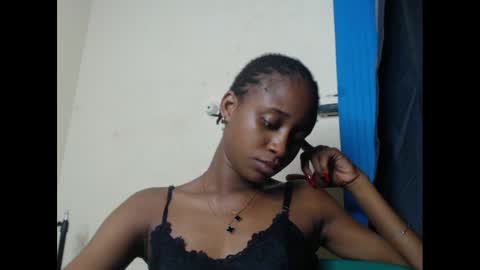 creamyxmuffin online show from March 2, 4:07 am