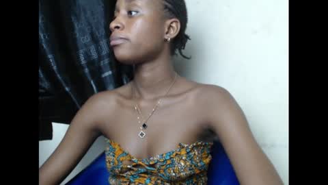 creamyxmuffin online show from March 11, 1:48 am