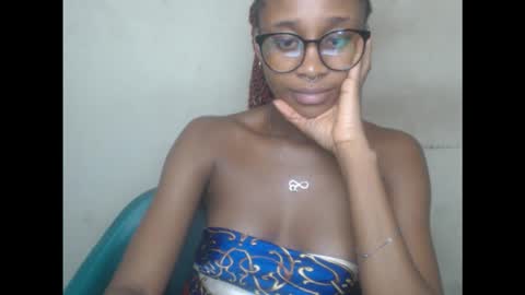 creamyxmuffin online show from September 10, 3:24 pm